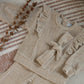 Dirkje Completo Neonata 3 Pezzi Maglia, Pantaloni e Fascia Beige O56342 - 8720815502187 - DarSaGiocattoli